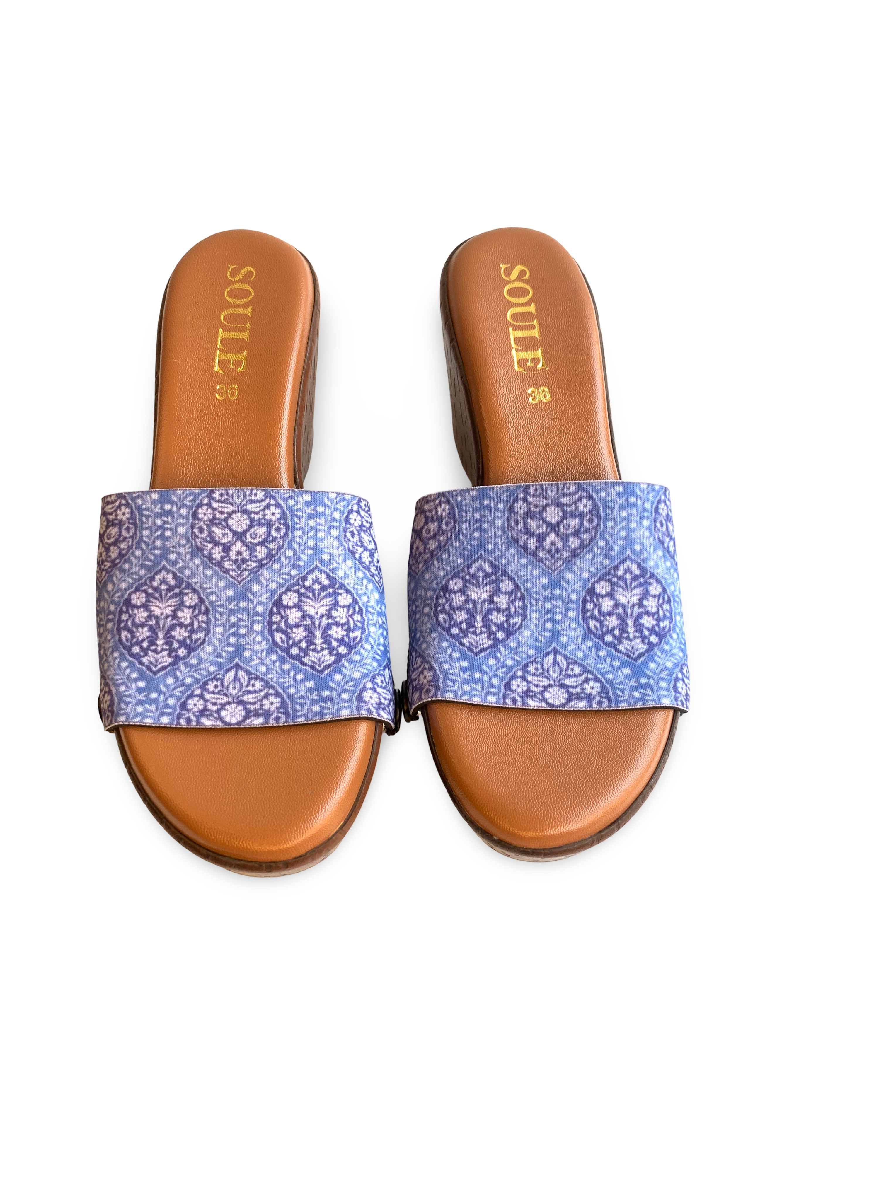 Versatile Ethnic Women Shoes Strap