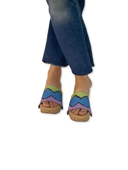 Enchanting Fluid + Zigzag Zest + Earthy Modern Art (1 sole + 3 straps)