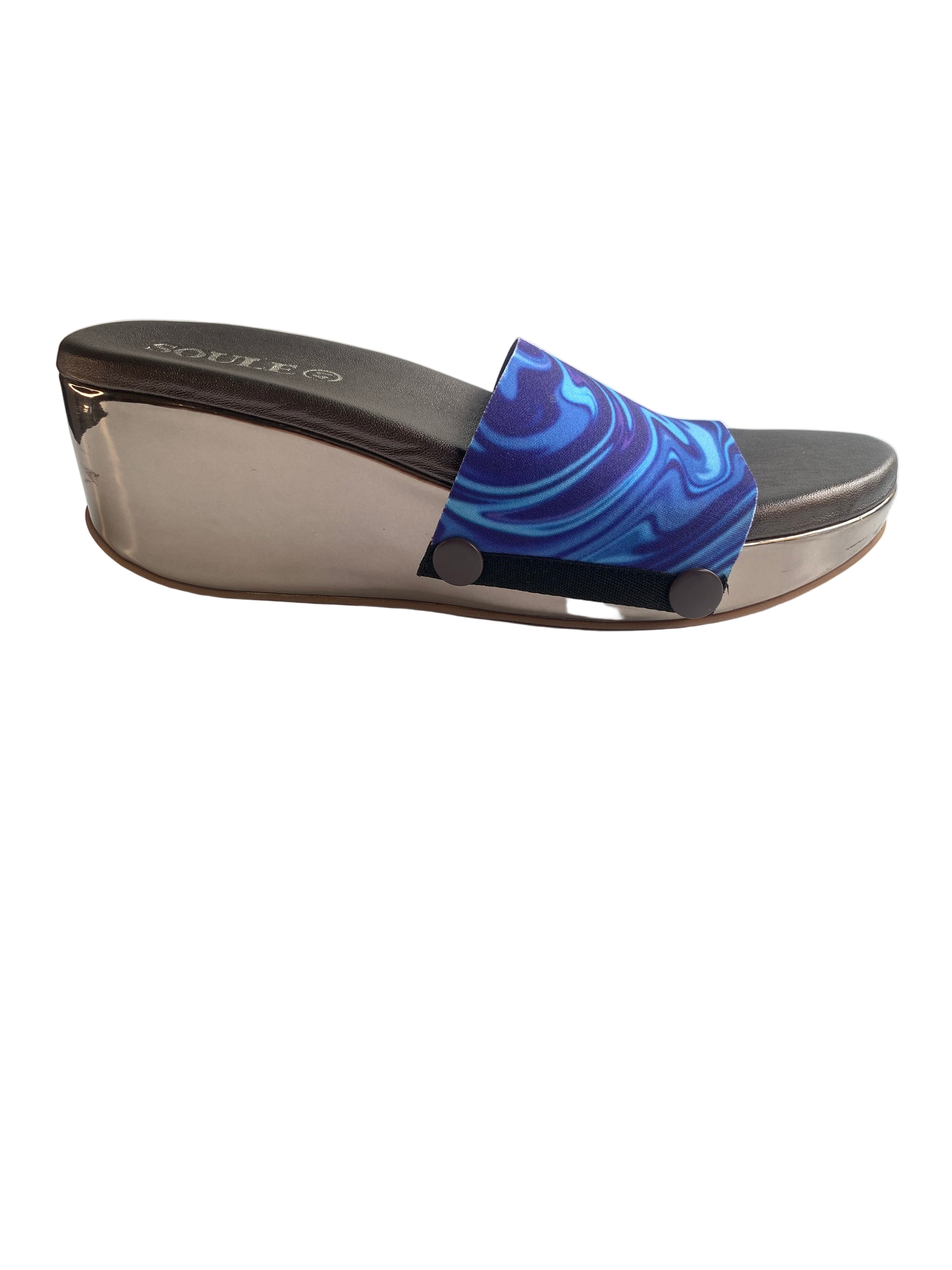 Whimsy of Fluid Art Women Shoes Strap