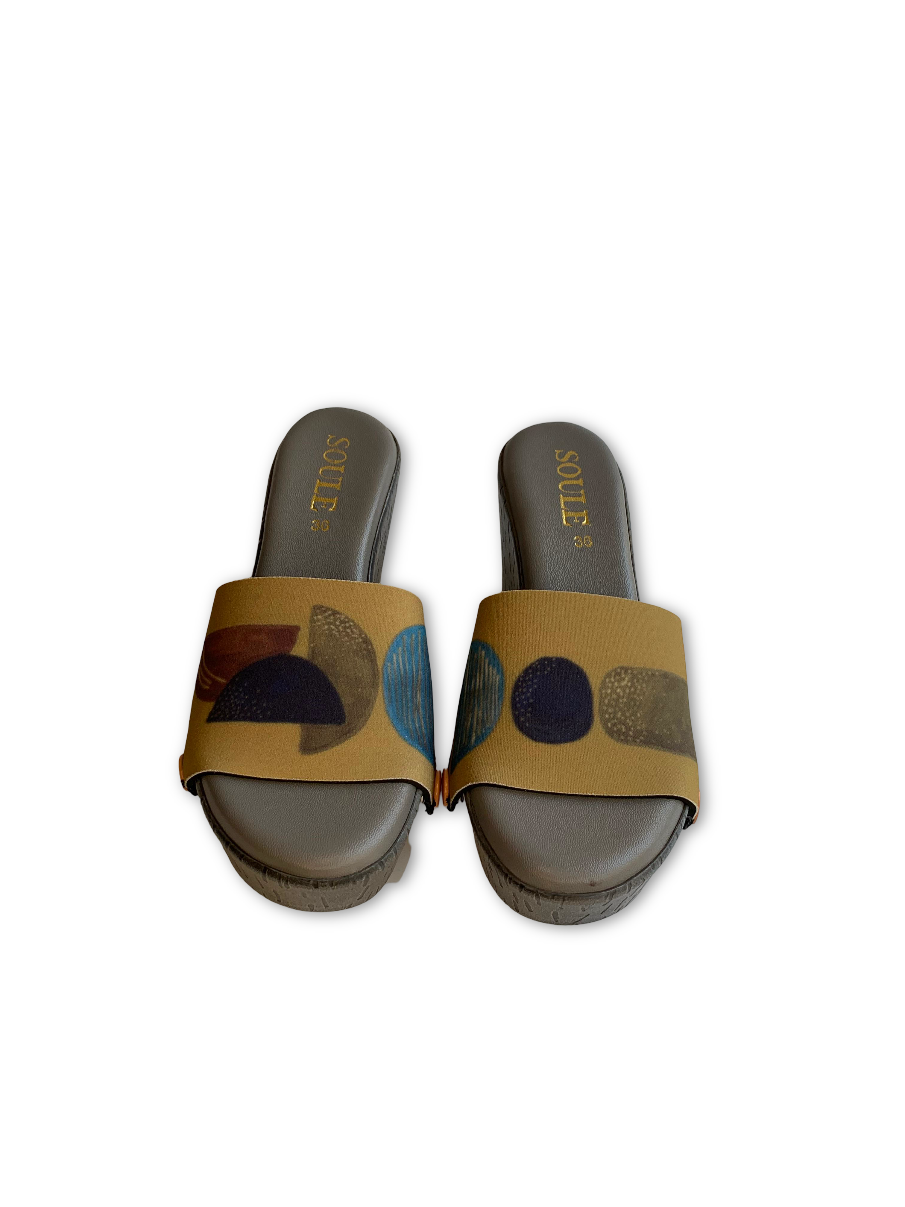 Abstract Pebbles Modern Art Women Shoes Strap